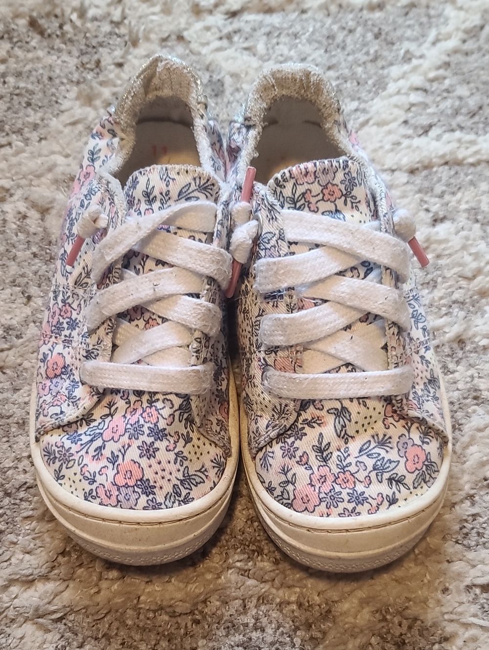 10 for $25 - George Toddler Girls 11 Floral Sneakers